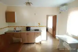 Апартаменты с бассейном и кухней