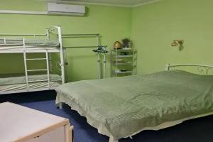 Уютный номер для семьи, недалеко от моря, Алушта