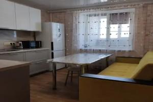 Однокомнатная квартира возле аквапарка с умной колонкой АЛИСОЙ, Волжский
