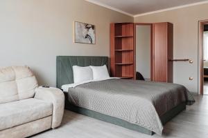 Просторная квартира комфорт-клacca рядом с ТРЦ Планета, Красноярск