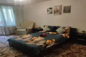 Уютная квартира, Чехов