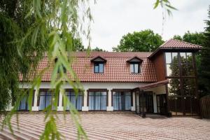 Отель «Провинция», Грибановский