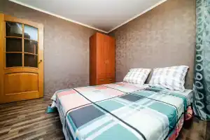 Апартаменты «улица Мишина»