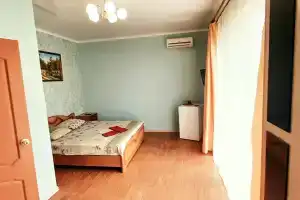 Комната 2х местная с балконом, Кабардинка