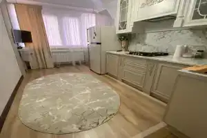 На первой береговой линии, Каспийск