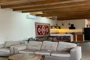 Скай Вилла, Манаскент