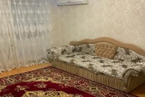 Уютная квартира в центре города, 15 минут до моря