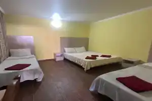 Четырёхместный номер эконом, Джубга