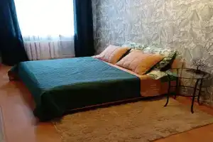 Квартира у метро, Екатеринбург
