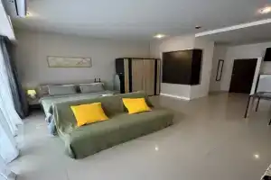 Большая студия chic condo 102 около пляжа карон, Карон