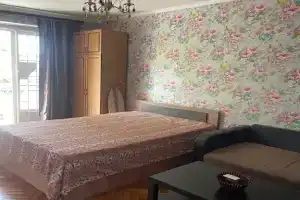 Квартиры посуточно на Имама Шамиля 4