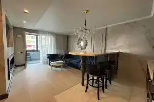 2-х комнатная квартира студия с дизайнерским ремонтом, Новосибирск