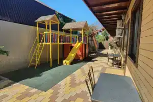 Гостевой дом «Мандарин», Ейск