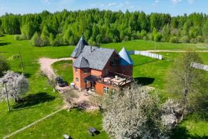 Гостевой дом «Замок в лесу»