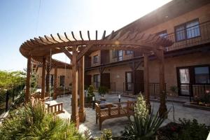 Мини-отель «Ассоль», Прибрежное