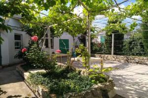 Домик у моря, Семёновка