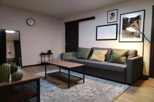 Стильная 2-комнатная квартира в центре с видом на Кольский залив