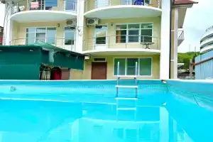 Гостевой дом «ЛооБич», Лоо