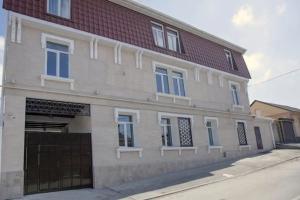 Энфес, Симферополь