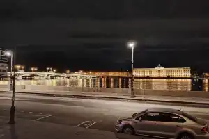 Видовая студия у Невы, развод мостов из окна, Санкт-Петербург