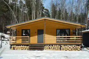 Уютный домик в лесу