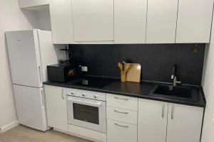 Светлая современная квартира на 4 гостя УГНТУ, Уфа