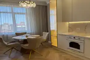 Уютная светлая квартира в центре города рядом с парком