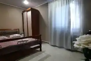 Уютная 1-ая квартира в коттедже