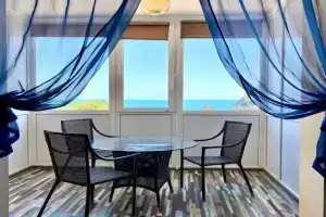 Студия, Новый Свет
