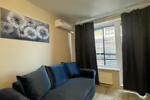 Современная студия в новом доме