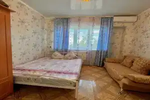 Квартира близко от моря, Новый Свет