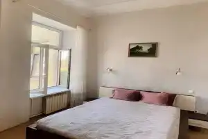 Апартаменты в центре на Карла Маркса