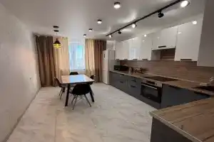 Квартира с удобствами, Губкинский