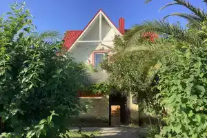 Дом на море, Адлер