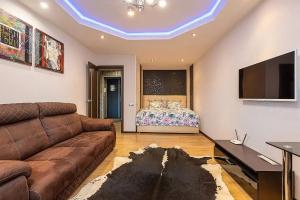 Квартиры посуточно на Максима Горького 154