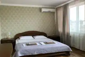 Двухместный номер с 1 кроватью стандарт, Леселидзе