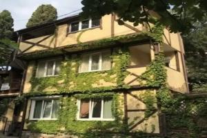 Гостевой дом «Лори», Алупка