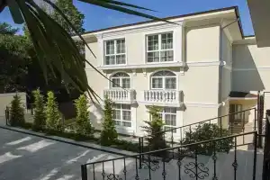 Гостевой дом «The White Residence», Сочи