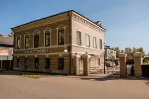 Отель «Устюжна», Устюжна