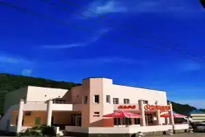 Мотель «Орхидея», Ольгинка