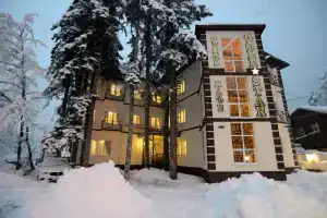 Hotel «Gold Star», Домбай