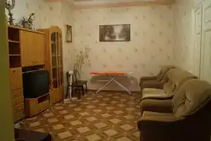 Квартиры посуточно на Советской 74