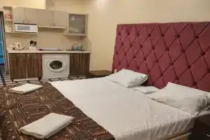 Апартаменты возле моря со столовой, Сочи
