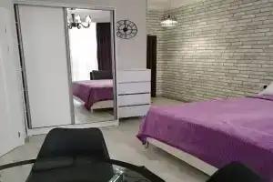 Уютные тихие апартаменты-студия с шикарным видом на море, до моря 100 м, Сочи