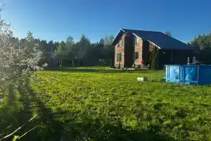 Дом у озера, Лопотово