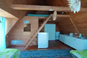 Дом с палубой, Перехваткино