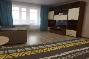 Уютная квартира в центре города с кондиционером и видом на памятник Победы