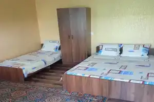 Двухкомнатный номер на втором этаже, Ейск