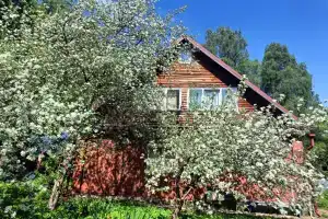 Дом у плотины