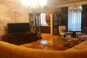3-комнатная квартира, Москва